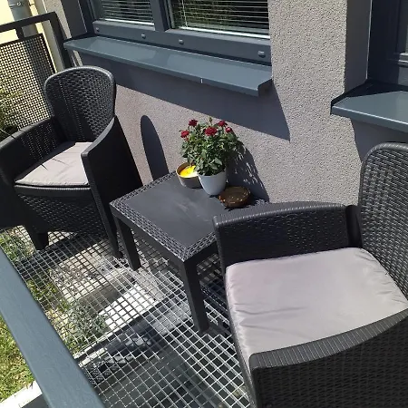 Apartmán u kolejí Klobouky u Brna Esterno foto