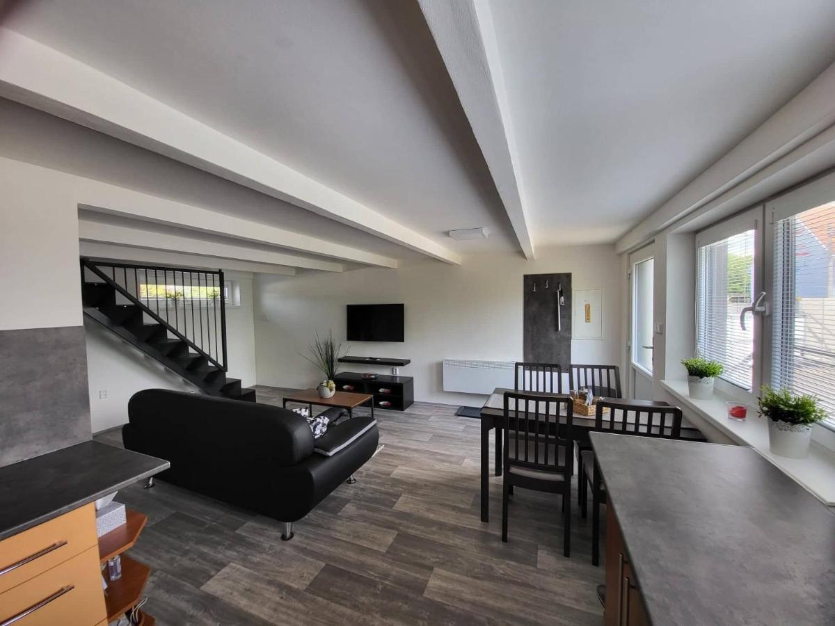 Apartment U Koleji I Klobouky u Brna